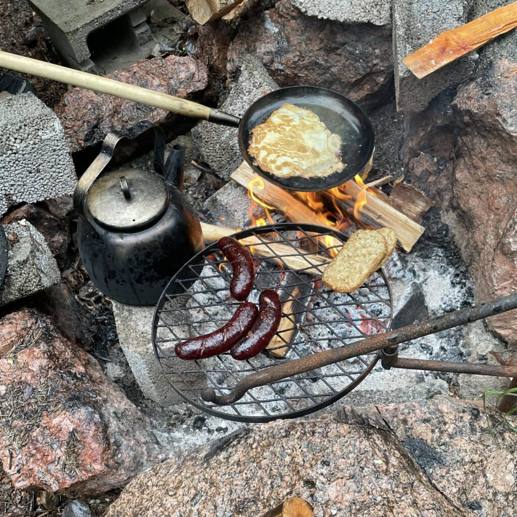 Talkoovoimaa ja lettuja - Lue lisää